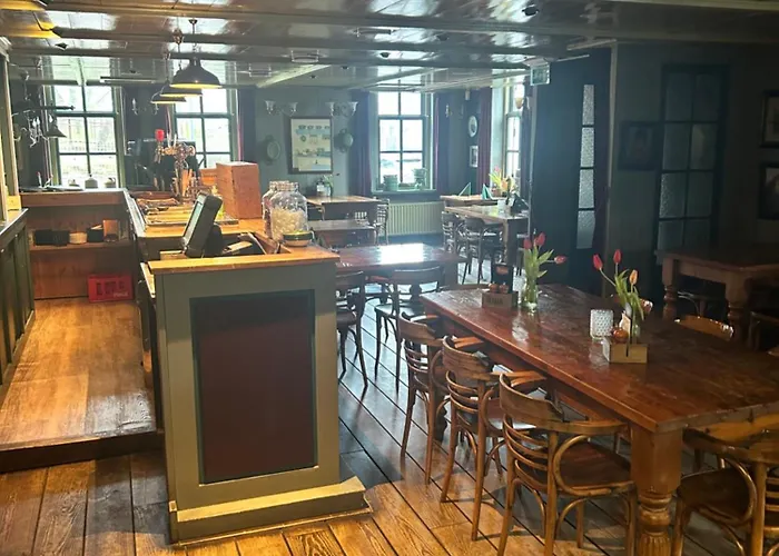 Bovenop 19 히폴리투쉐프